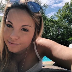 Meet your Posher, Kasey